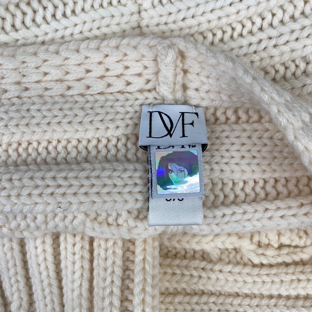 Diane Von Furstenberg Wool Infinity Scarf Ivory - Picture 3 of 6